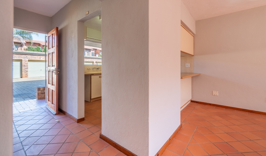 3 Bedroom Property for Sale in Fairland Gauteng