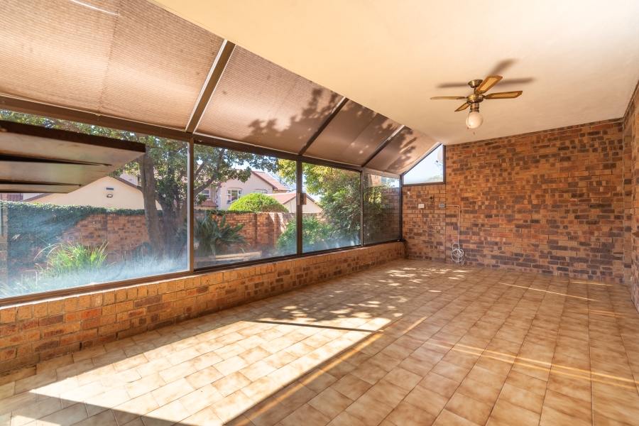 3 Bedroom Property for Sale in Fairland Gauteng