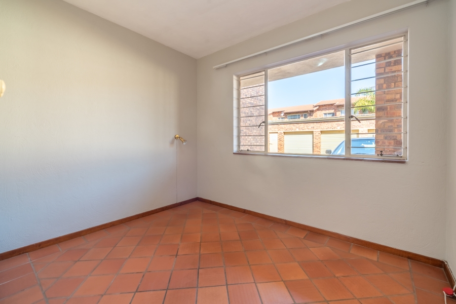 3 Bedroom Property for Sale in Fairland Gauteng