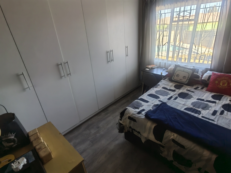 3 Bedroom Property for Sale in Noycedale Gauteng