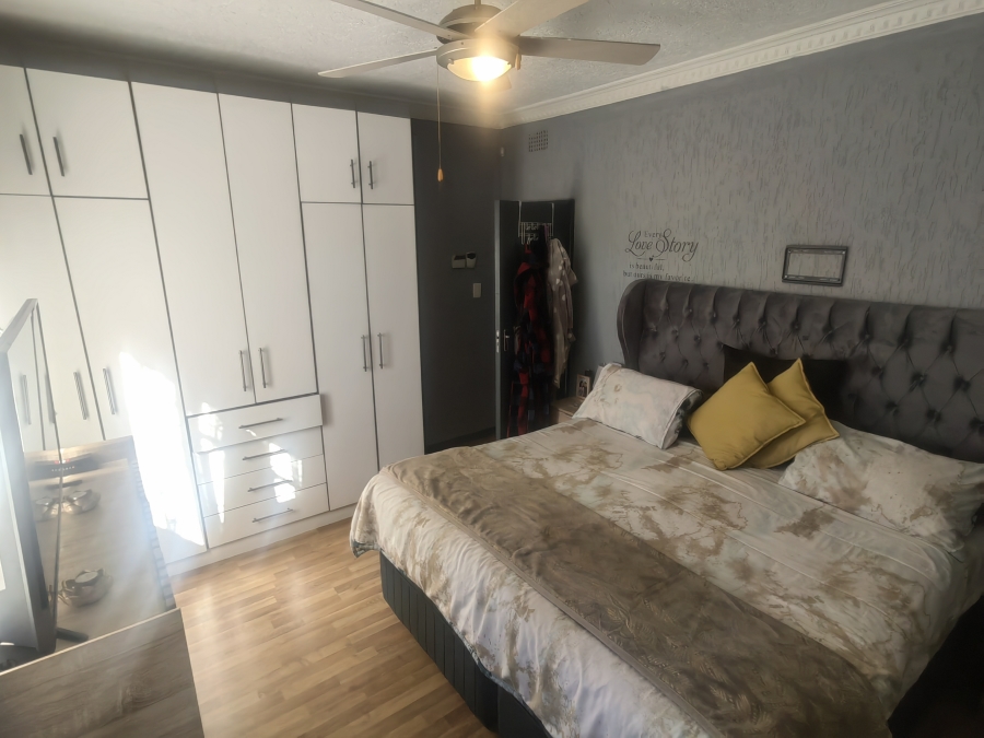 3 Bedroom Property for Sale in Noycedale Gauteng