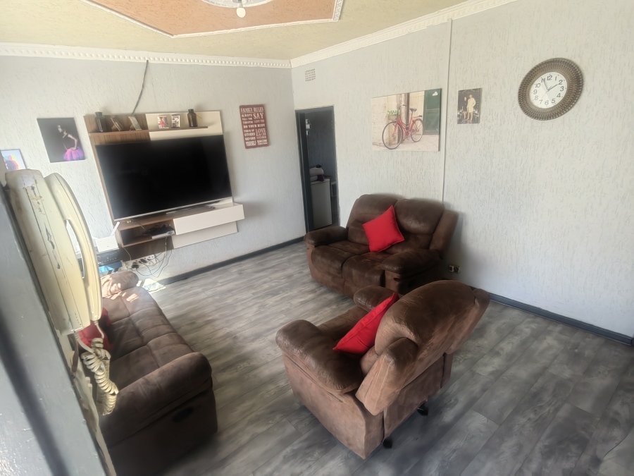 3 Bedroom Property for Sale in Noycedale Gauteng