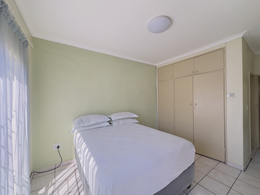 3 Bedroom Property for Sale in Verwoerdpark Gauteng