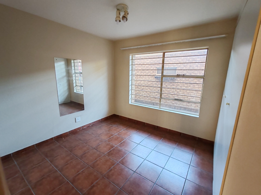 2 Bedroom Property for Sale in Rietfontein Gauteng