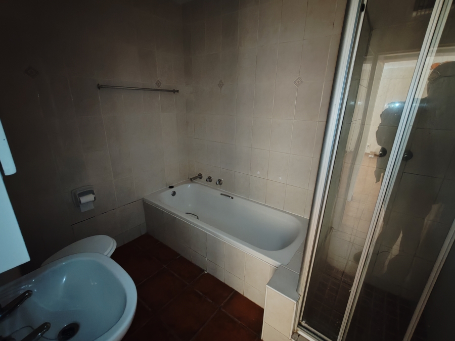 2 Bedroom Property for Sale in Rietfontein Gauteng