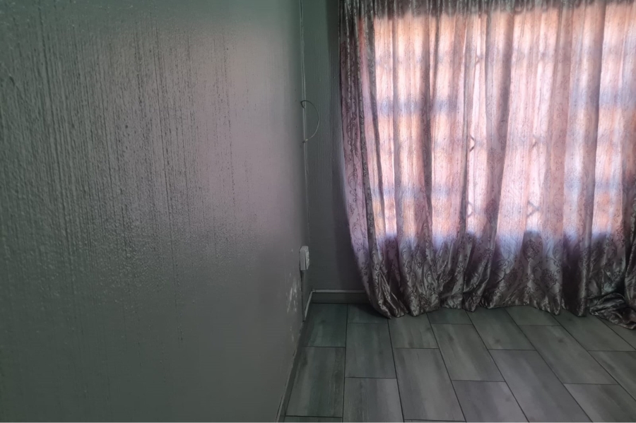 3 Bedroom Property for Sale in Klippoortjie Gauteng