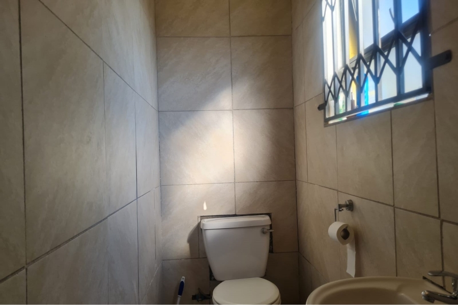 3 Bedroom Property for Sale in Klippoortjie Gauteng