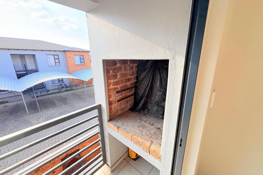 2 Bedroom Property for Sale in Rynfield Gauteng