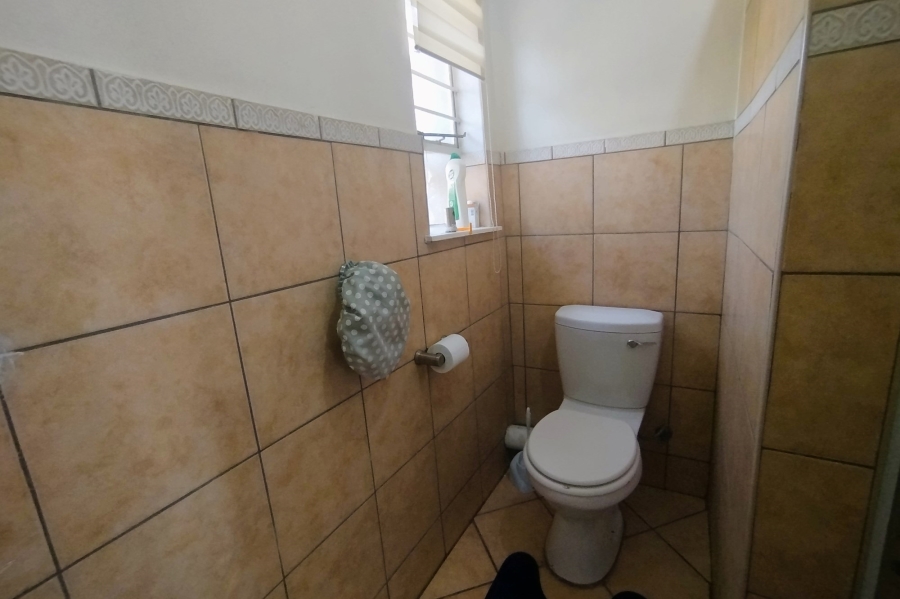 2 Bedroom Property for Sale in Fourways Gardens Gauteng