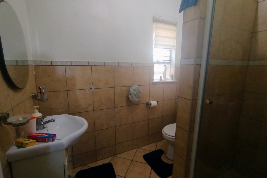 2 Bedroom Property for Sale in Fourways Gardens Gauteng