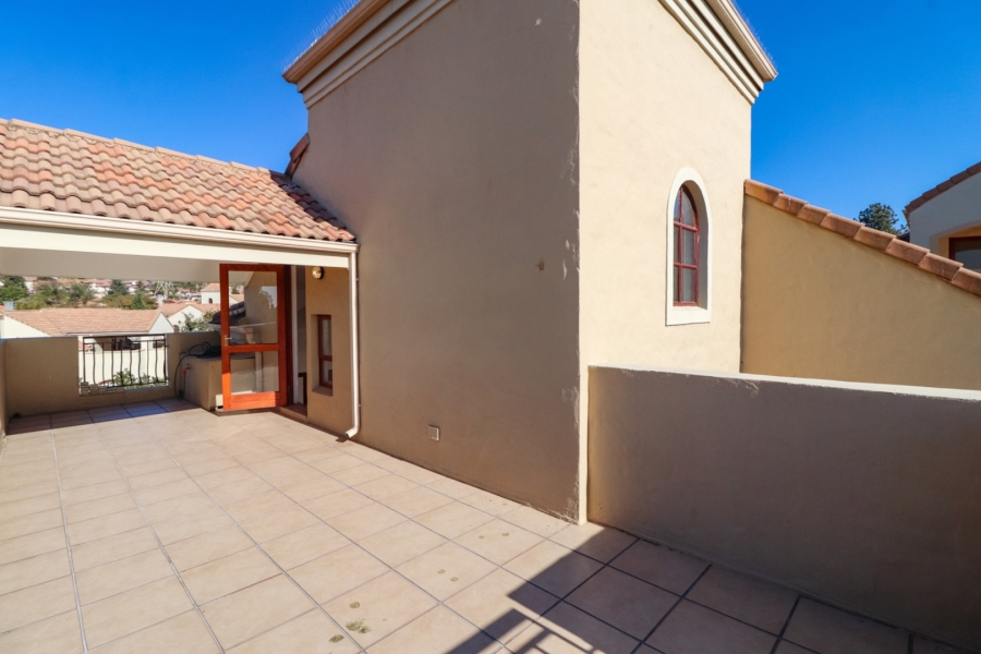 2 Bedroom Property for Sale in Morningside Gauteng