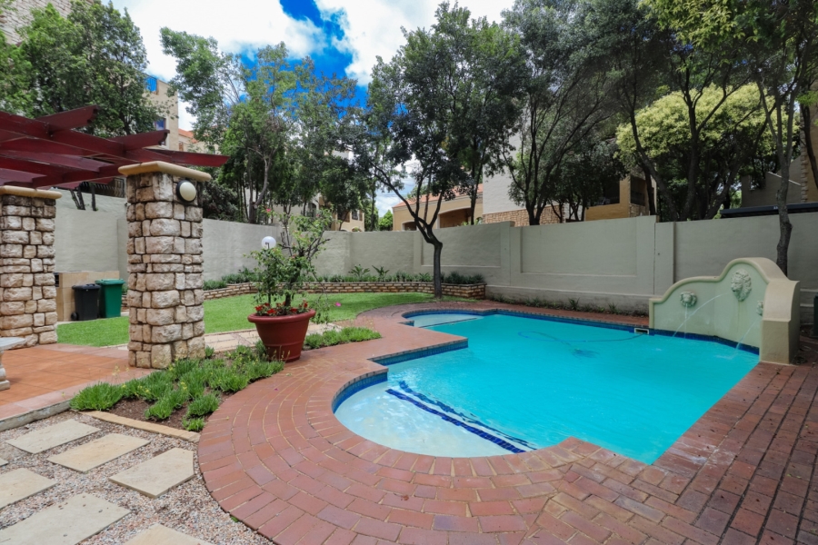 2 Bedroom Property for Sale in Morningside Gauteng