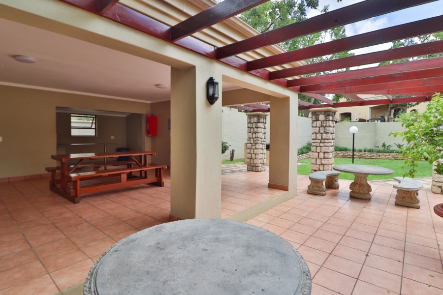 2 Bedroom Property for Sale in Morningside Gauteng