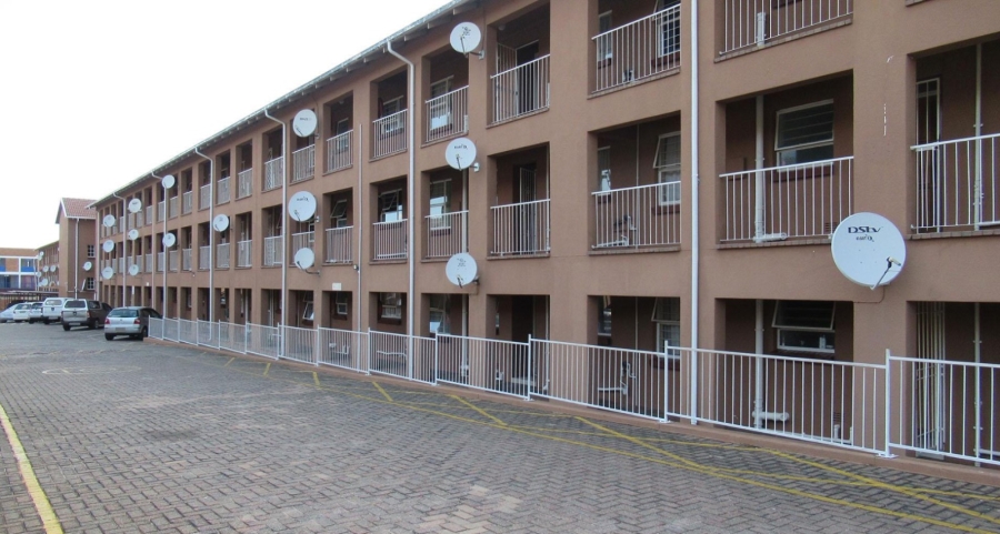2 Bedroom Property for Sale in Florida Gauteng