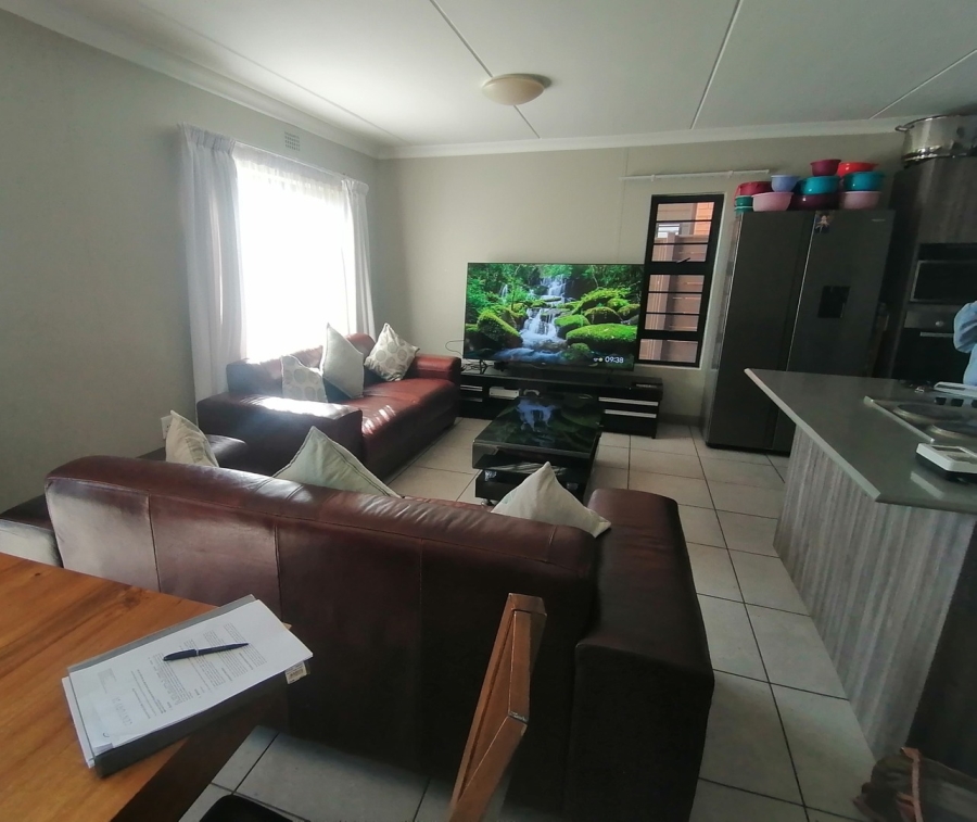 3 Bedroom Property for Sale in Zambezi Manor Lifestyle Estate Gauteng
