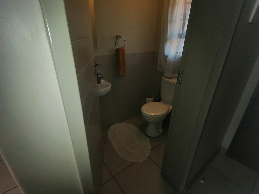 3 Bedroom Property for Sale in Zambezi Manor Lifestyle Estate Gauteng