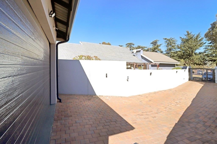 3 Bedroom Property for Sale in Elma Park Gauteng