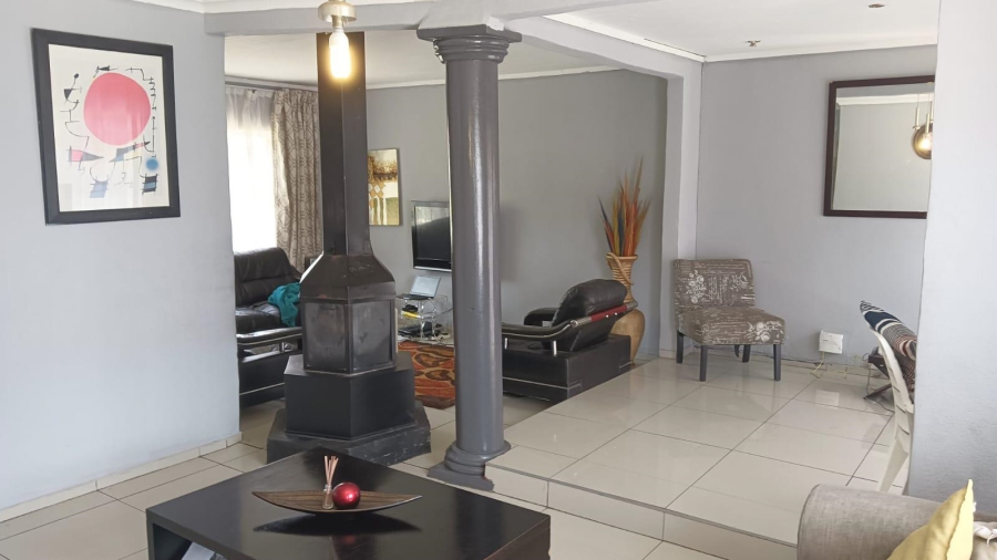 3 Bedroom Property for Sale in Birchleigh North Gauteng