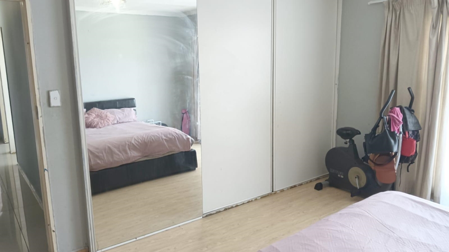 3 Bedroom Property for Sale in Birchleigh North Gauteng