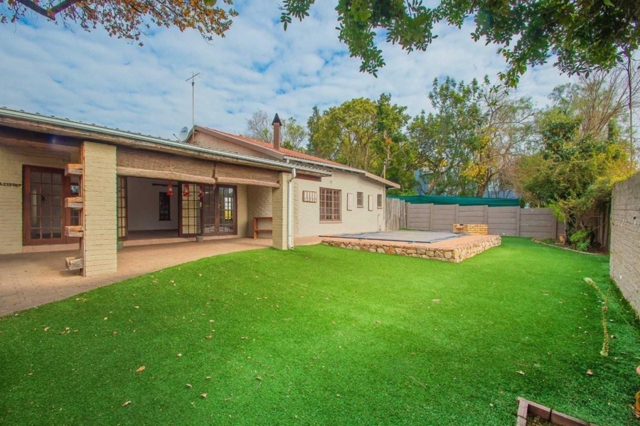 4 Bedroom Property for Sale in Northwold Gauteng