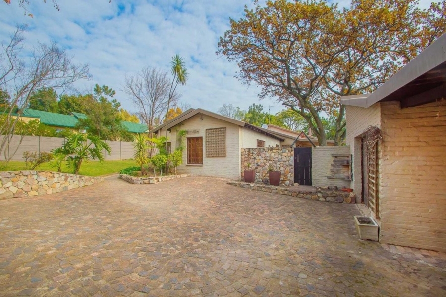 4 Bedroom Property for Sale in Northwold Gauteng
