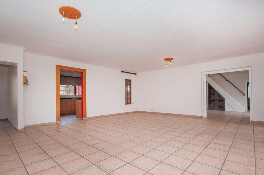 4 Bedroom Property for Sale in Northwold Gauteng