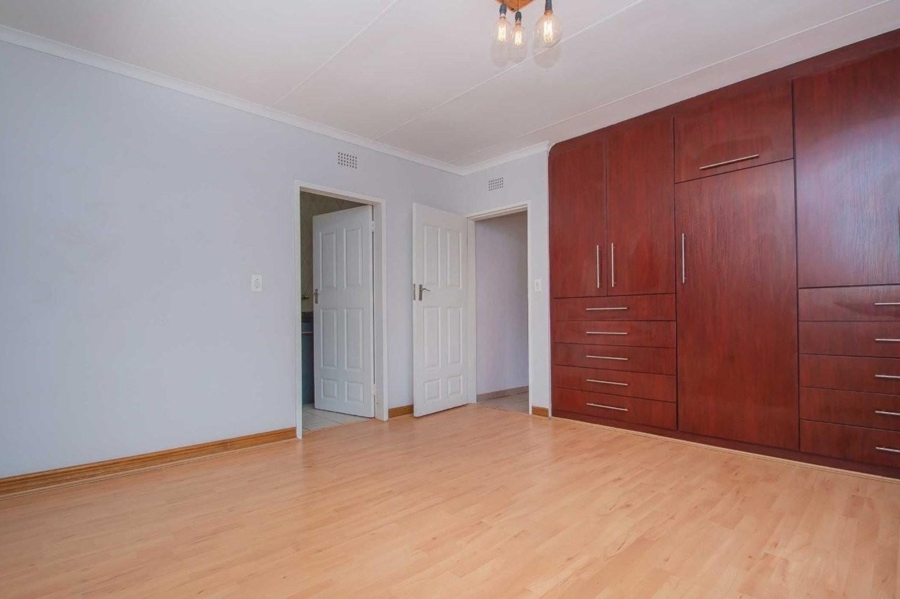 4 Bedroom Property for Sale in Northwold Gauteng