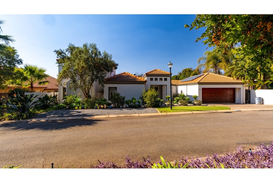 4 Bedroom Property for Sale in Eldoraigne Gauteng