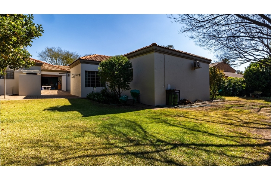4 Bedroom Property for Sale in Eldoraigne Gauteng
