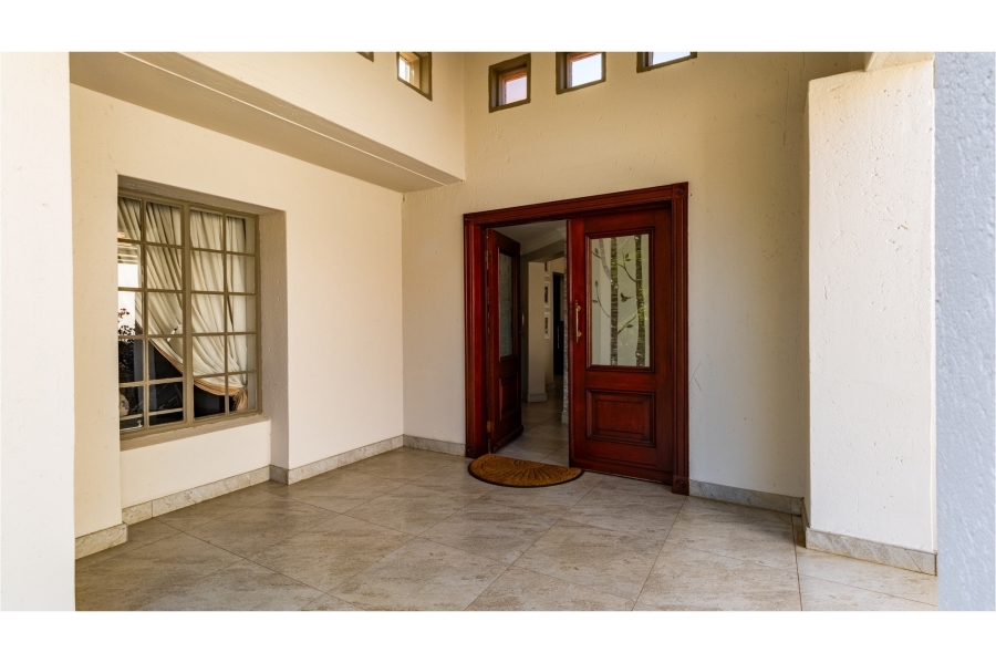 4 Bedroom Property for Sale in Eldoraigne Gauteng