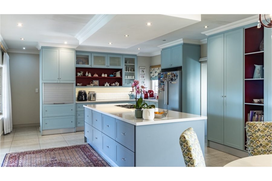 4 Bedroom Property for Sale in Eldoraigne Gauteng
