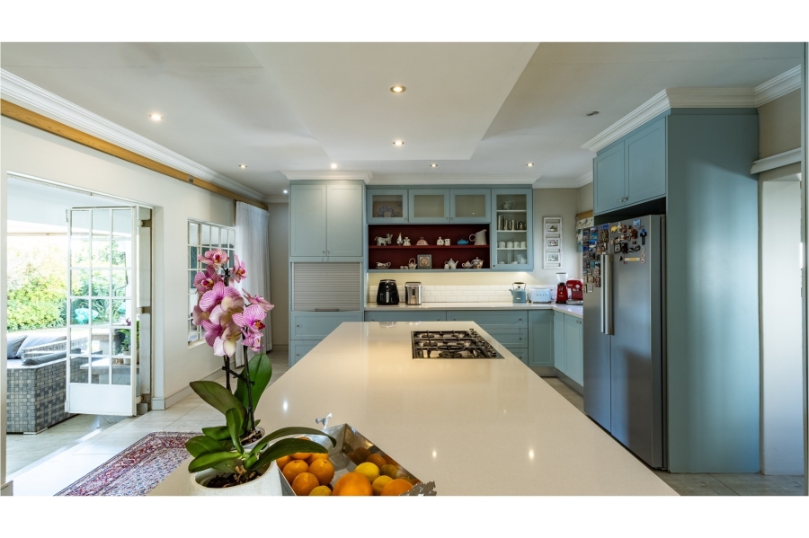 4 Bedroom Property for Sale in Eldoraigne Gauteng