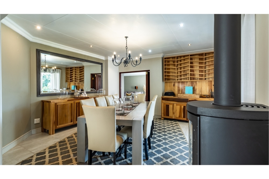 4 Bedroom Property for Sale in Eldoraigne Gauteng
