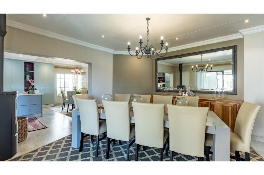 4 Bedroom Property for Sale in Eldoraigne Gauteng