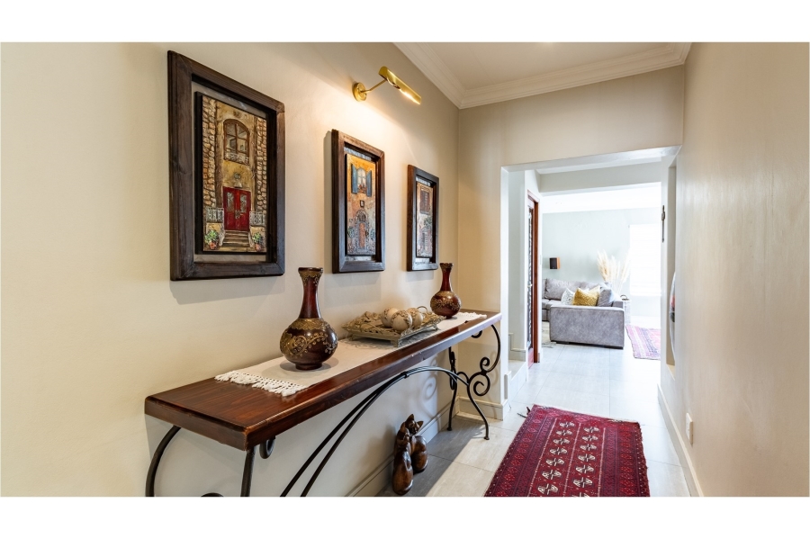 4 Bedroom Property for Sale in Eldoraigne Gauteng