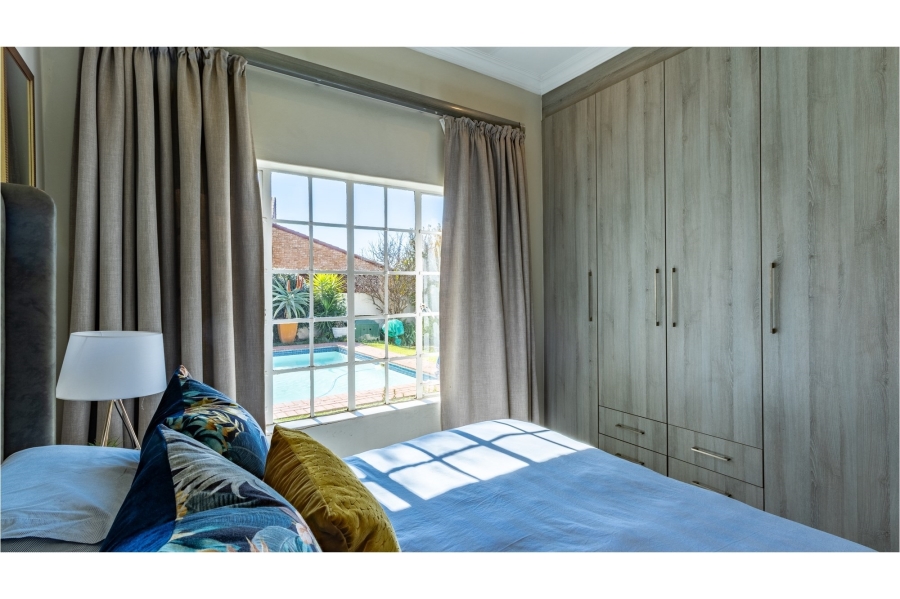 4 Bedroom Property for Sale in Eldoraigne Gauteng