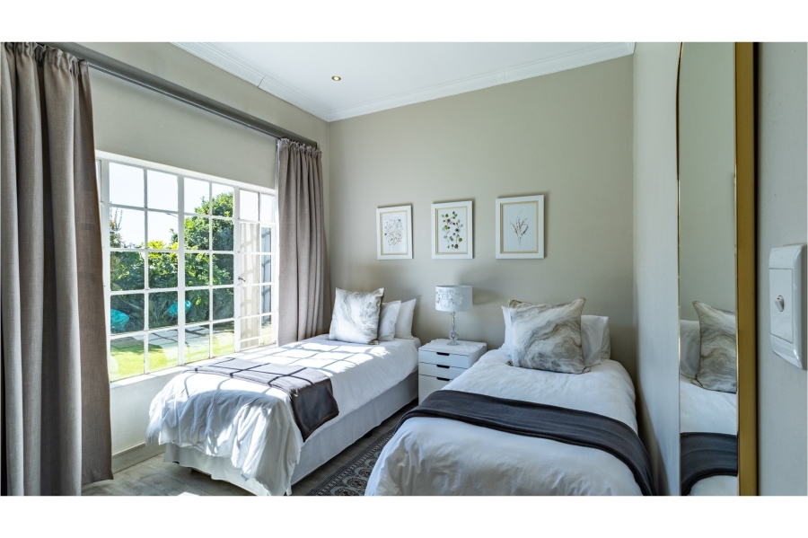 4 Bedroom Property for Sale in Eldoraigne Gauteng