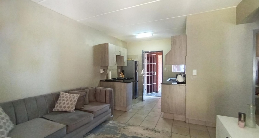 2 Bedroom Property for Sale in Montana Tuine Gauteng