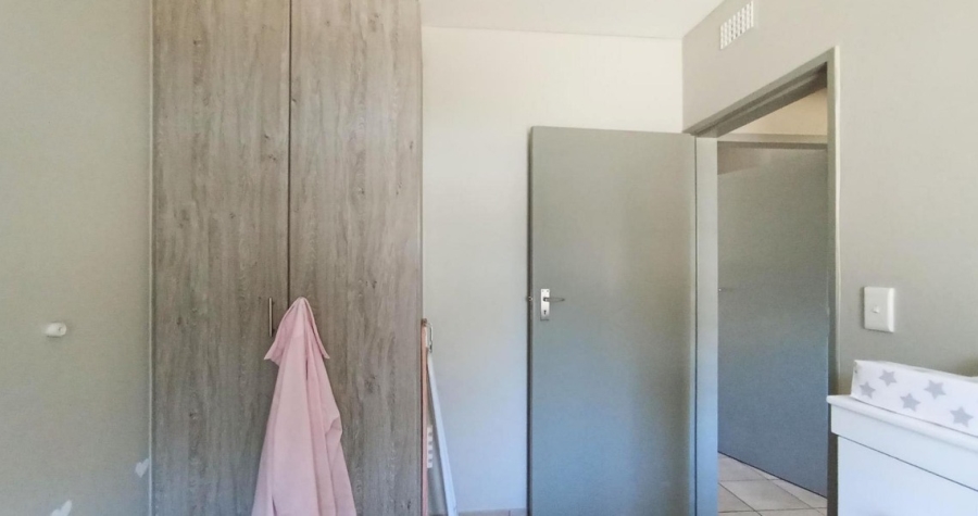 2 Bedroom Property for Sale in Montana Tuine Gauteng