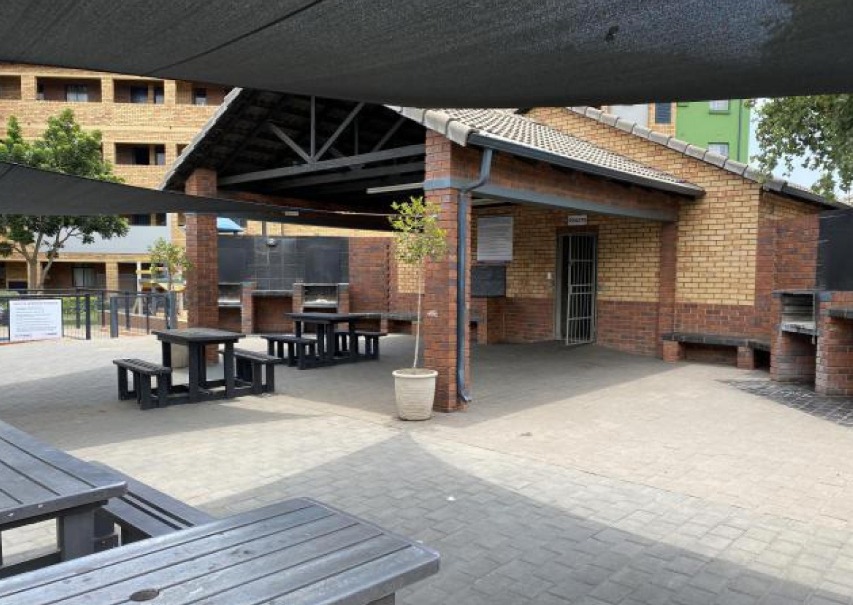 2 Bedroom Property for Sale in Montana Tuine Gauteng