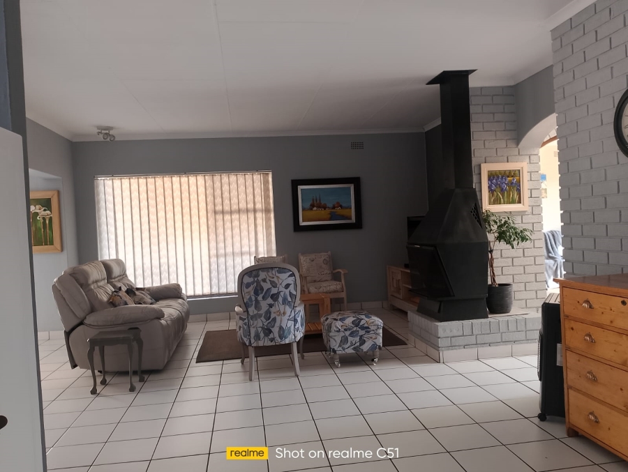 5 Bedroom Property for Sale in Sunward Park Gauteng