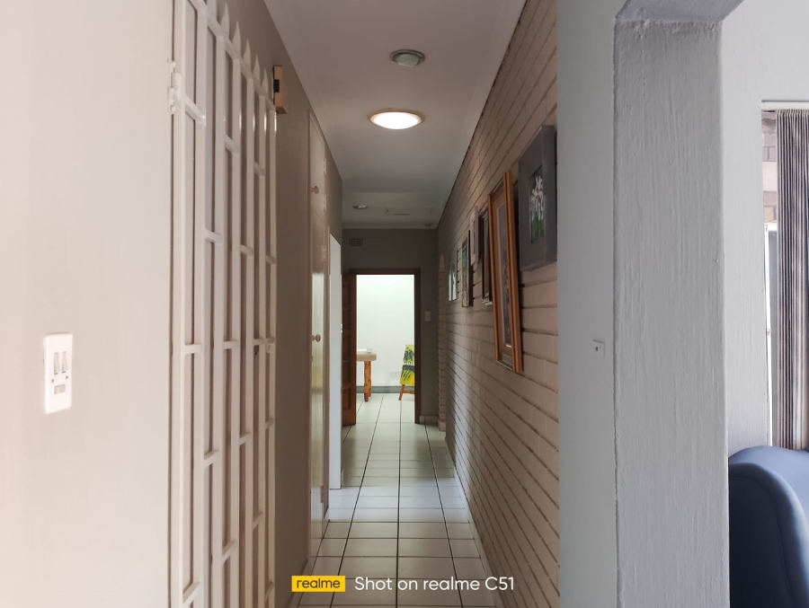 5 Bedroom Property for Sale in Sunward Park Gauteng