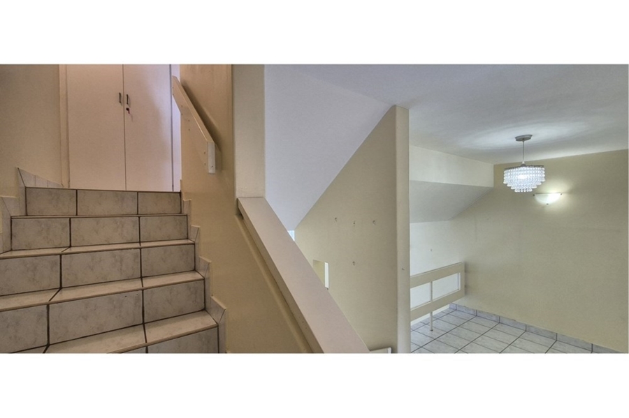 2 Bedroom Property for Sale in Norwood Gauteng