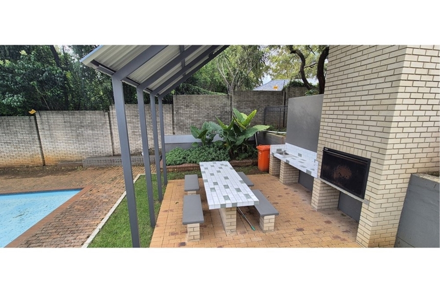 2 Bedroom Property for Sale in Norwood Gauteng