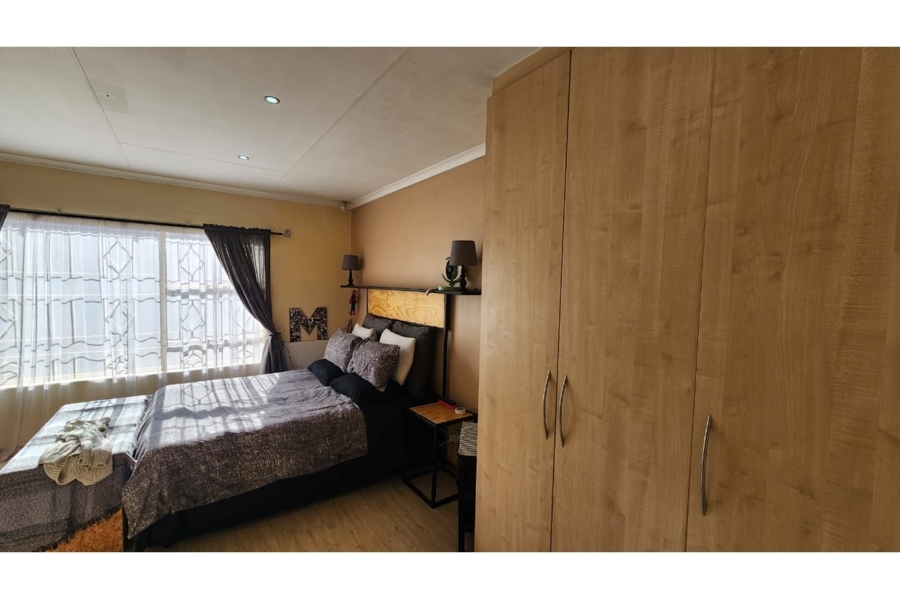 2 Bedroom Property for Sale in New State Areas Gauteng