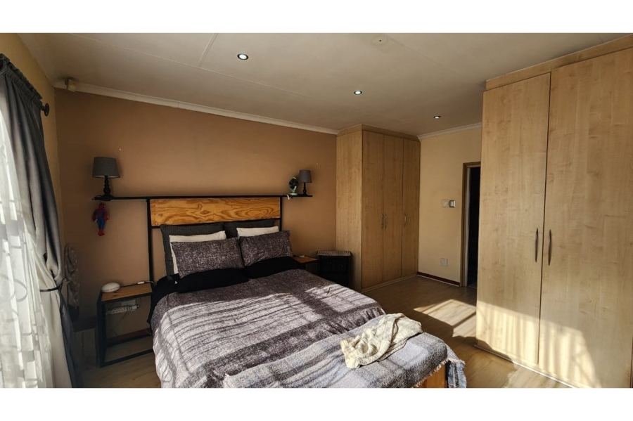 2 Bedroom Property for Sale in New State Areas Gauteng