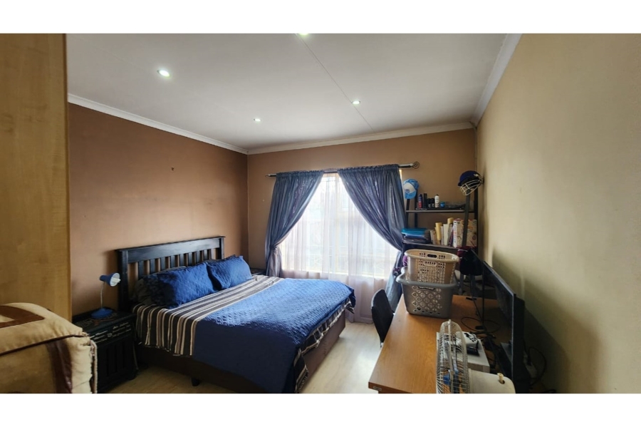 2 Bedroom Property for Sale in New State Areas Gauteng