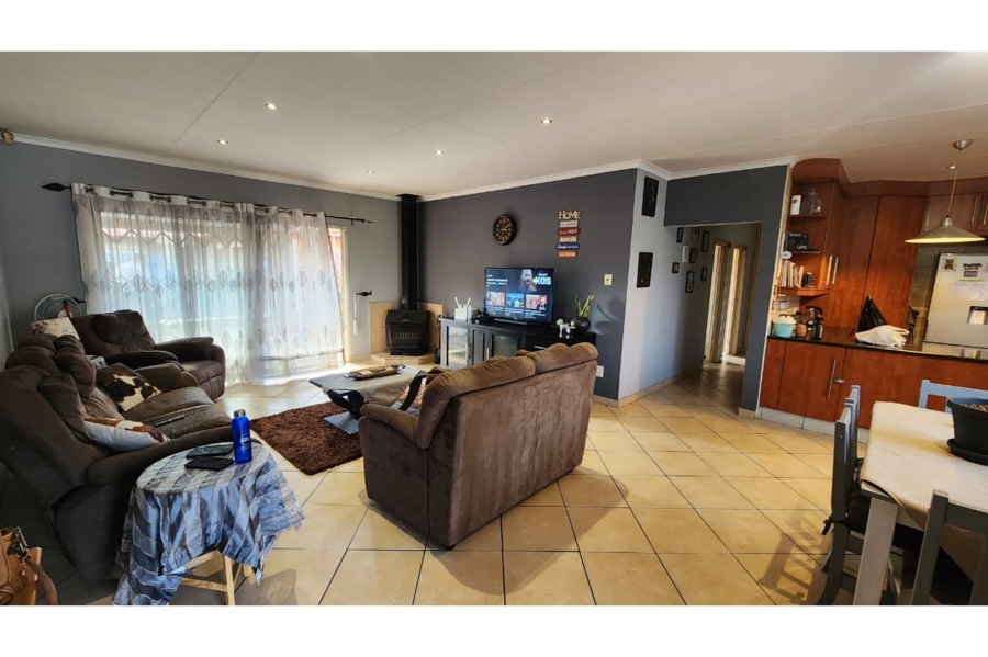 2 Bedroom Property for Sale in New State Areas Gauteng