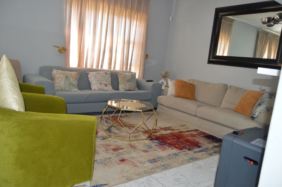 To Let 3 Bedroom Property for Rent in Greengate Gauteng