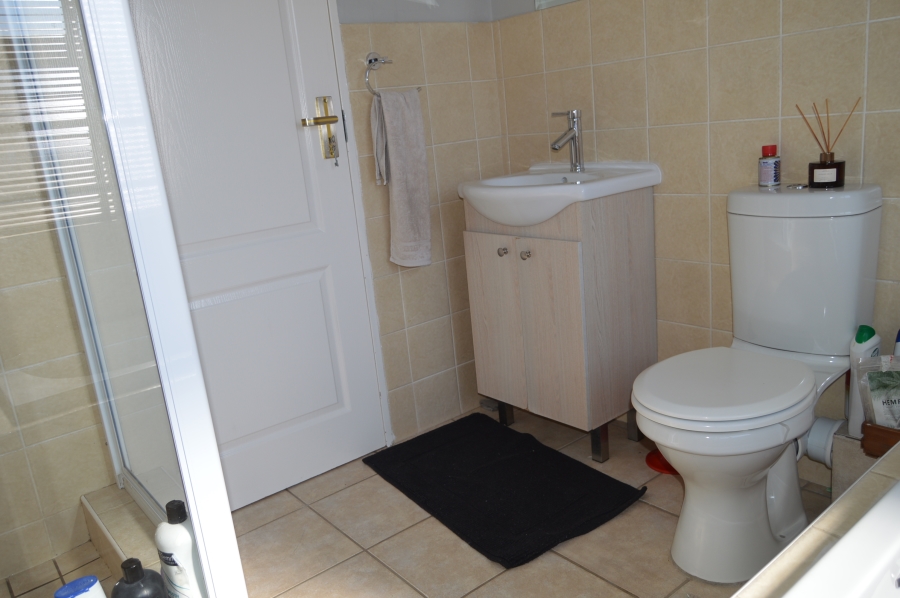 To Let 3 Bedroom Property for Rent in Greengate Gauteng